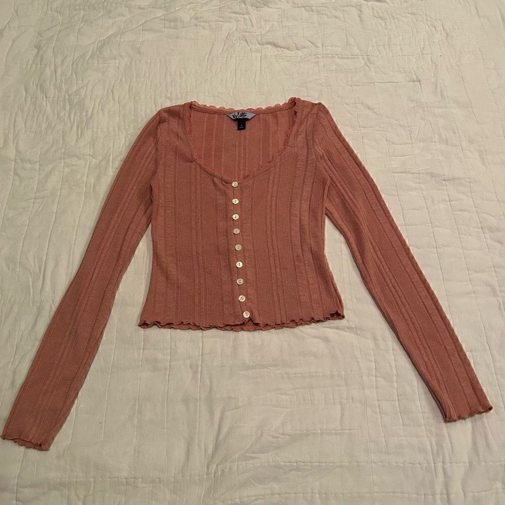 Vylette Long sleeve button down shirt pink small coquette style EUC